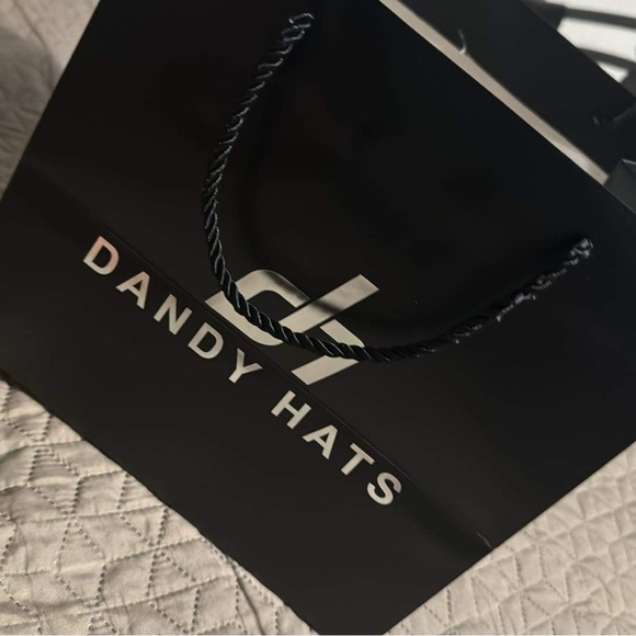 Dandy Hats T shirt - Picture 3 of 3